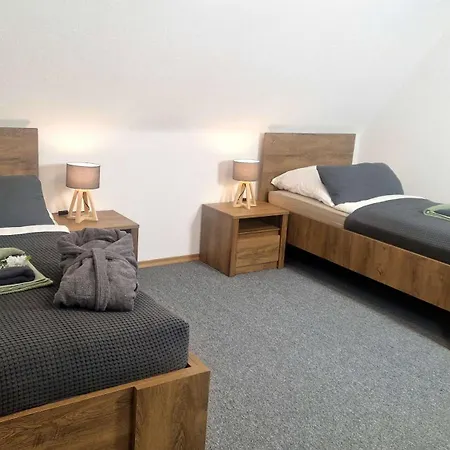 Ferienwohnung Landlicht Mit Terrasse In Ruhiger Lage Sulingen Exterior foto